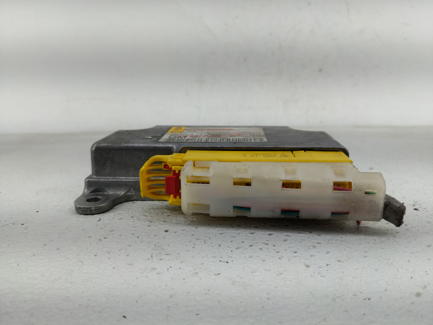 2007 Chevrolet Cobalt PCM Engine Control Computer ECU ECM PCU OEM P/N:10070213 5WY77094, 25783915 Fits OEM Used Auto Parts -