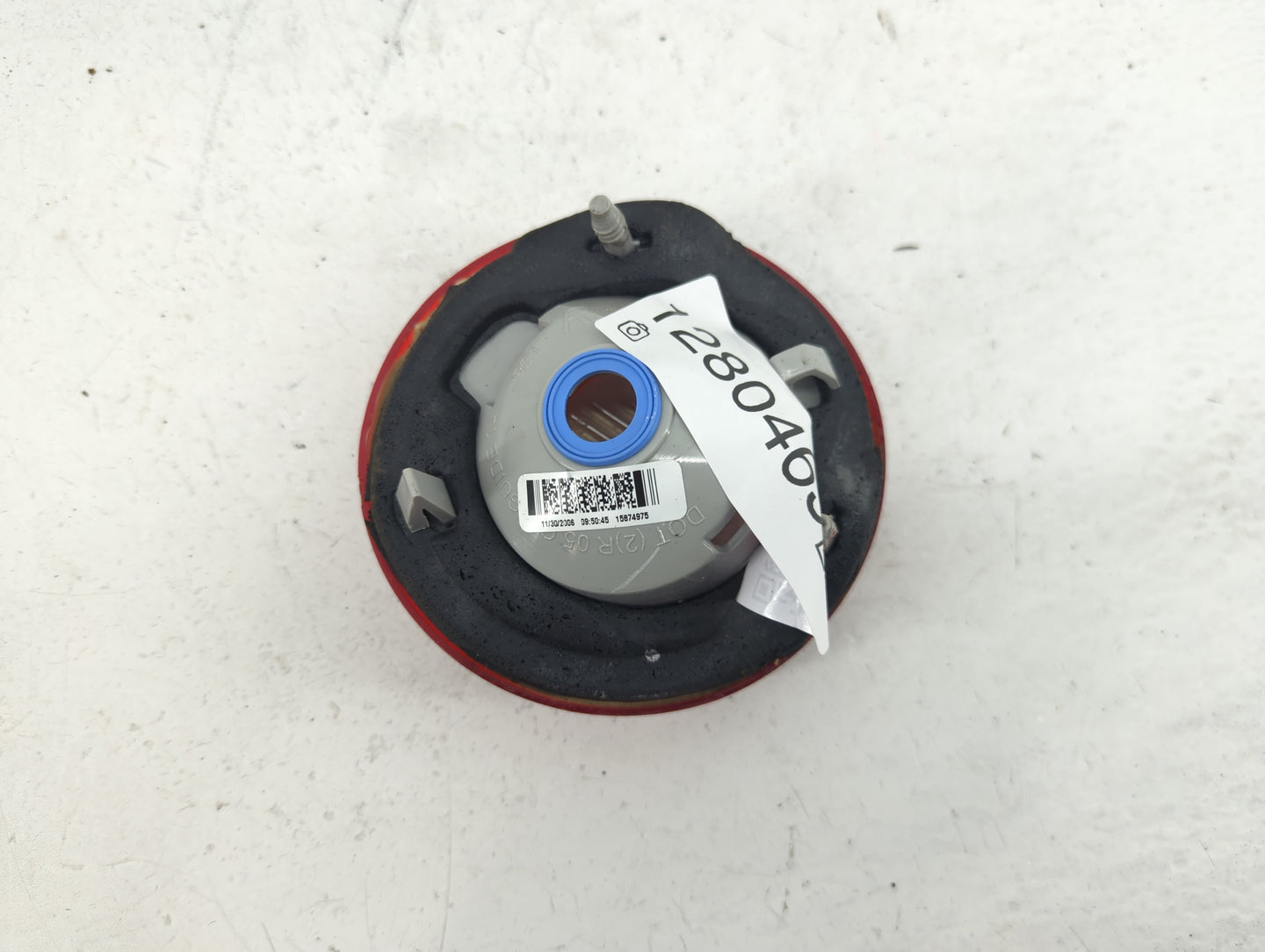 2005-2010 Chevrolet Cobalt Tail Light Assembly Passenger Right OEM P/N:15874975 Fits Fits 2005 2006 2007 2008 2009 2010 OEM 