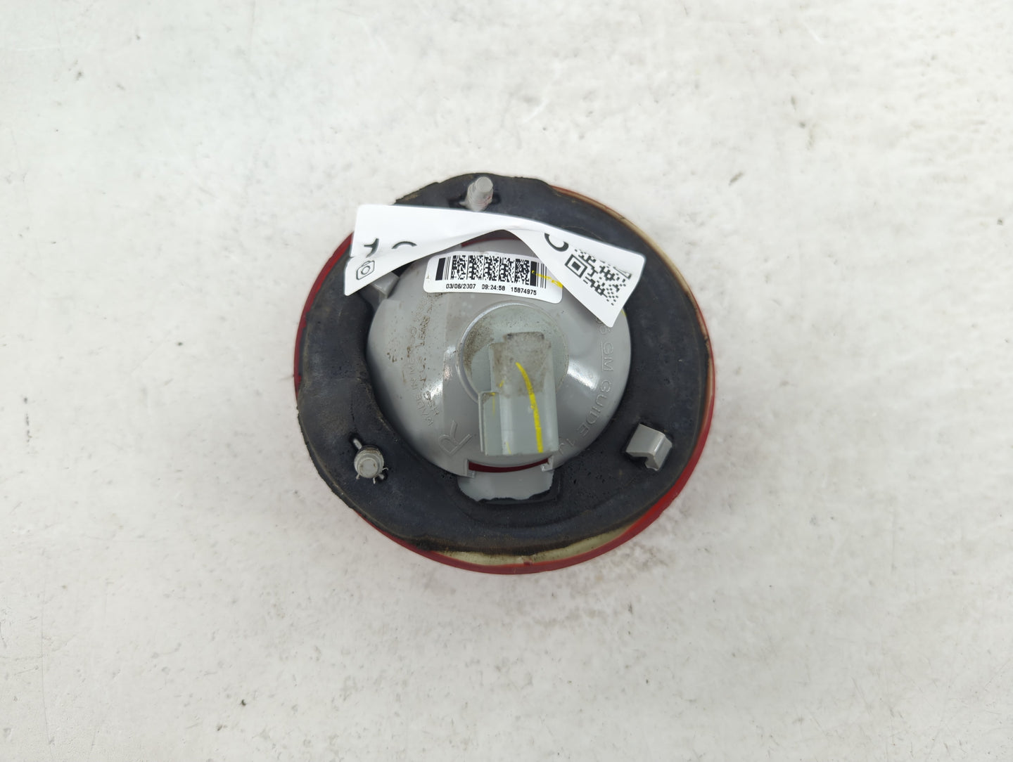 2005-2010 Chevrolet Cobalt Tail Light Assembly Passenger Right OEM P/N:157874975 Fits Fits 2005 2006 2007 2008 2009 2010 OEM