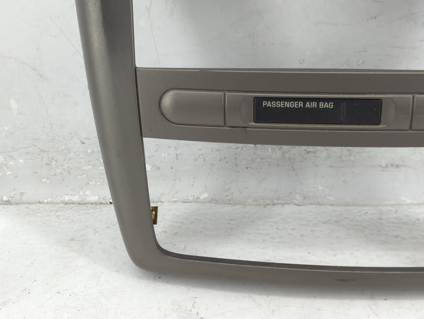 2007 Chevrolet Cobalt Information Radio Display Screen Bezel Vents - Oemusedautoparts1.com