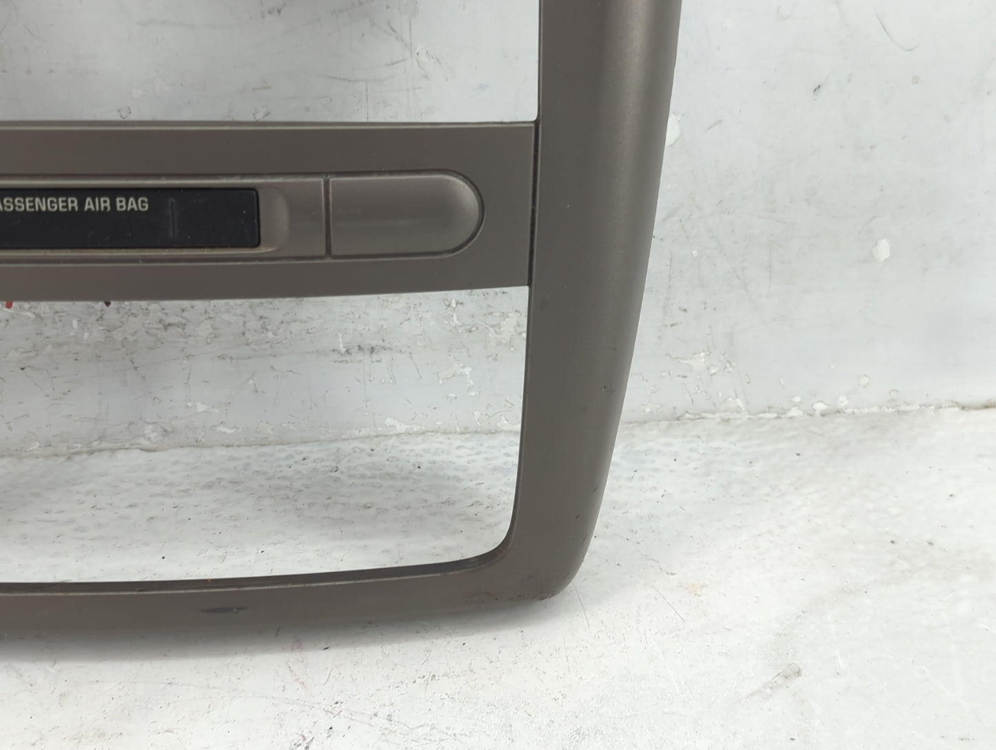 2007 Chevrolet Cobalt Information Radio Display Screen Bezel Vents - Oemusedautoparts1.com