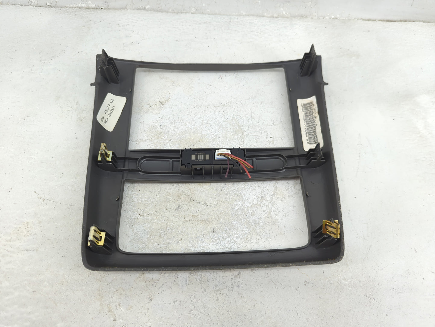 2007 Chevrolet Cobalt Information Radio Display Screen Bezel Vents - Oemusedautoparts1.com