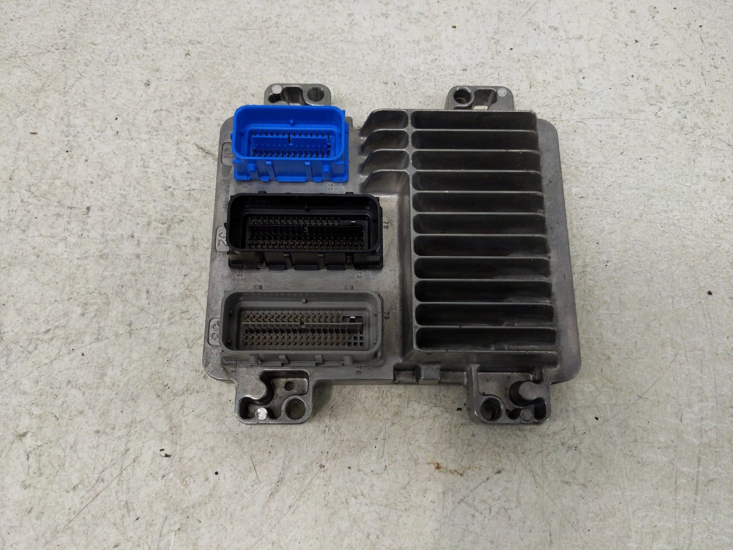 2007 Chevrolet Cobalt PCM Engine Control Computer ECU ECM PCU OEM P/N:12610012 Fits OEM Used Auto Parts - Oemusedautoparts1.