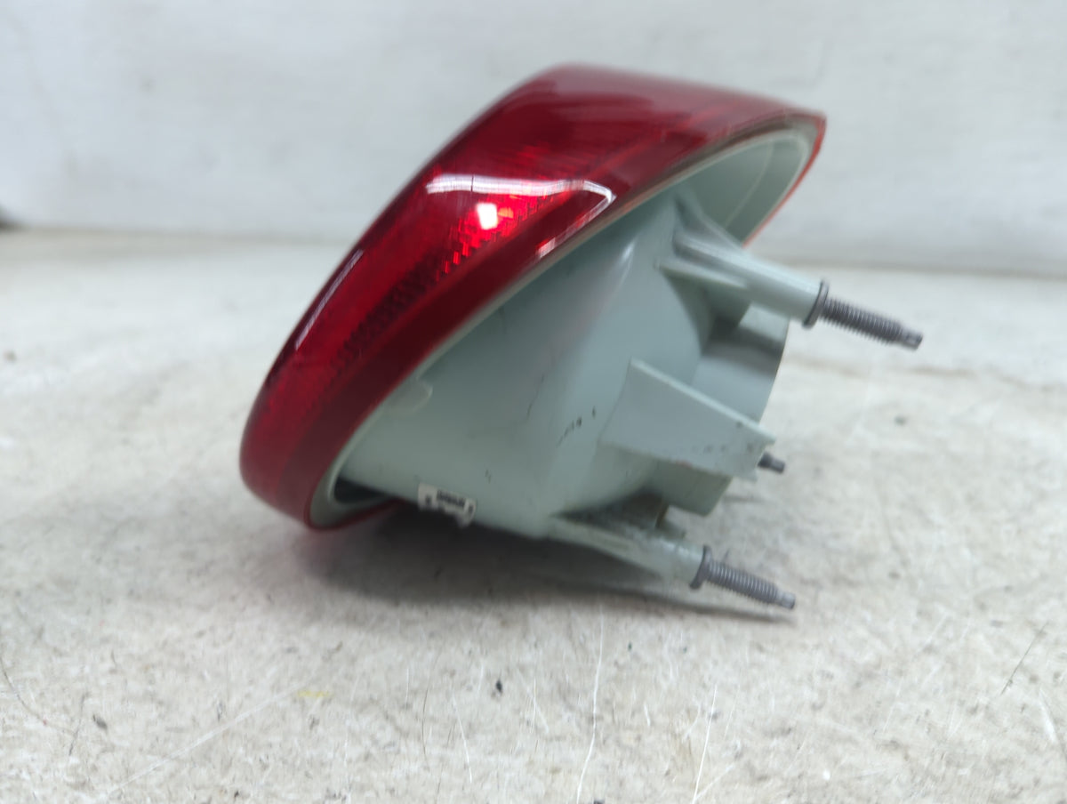 2007 Chevrolet Cobalt Tail Light Assembly Driver Left OEM P/N:GM375-B000L 30503598 Fits OEM Used Auto Parts - Oemusedautopar