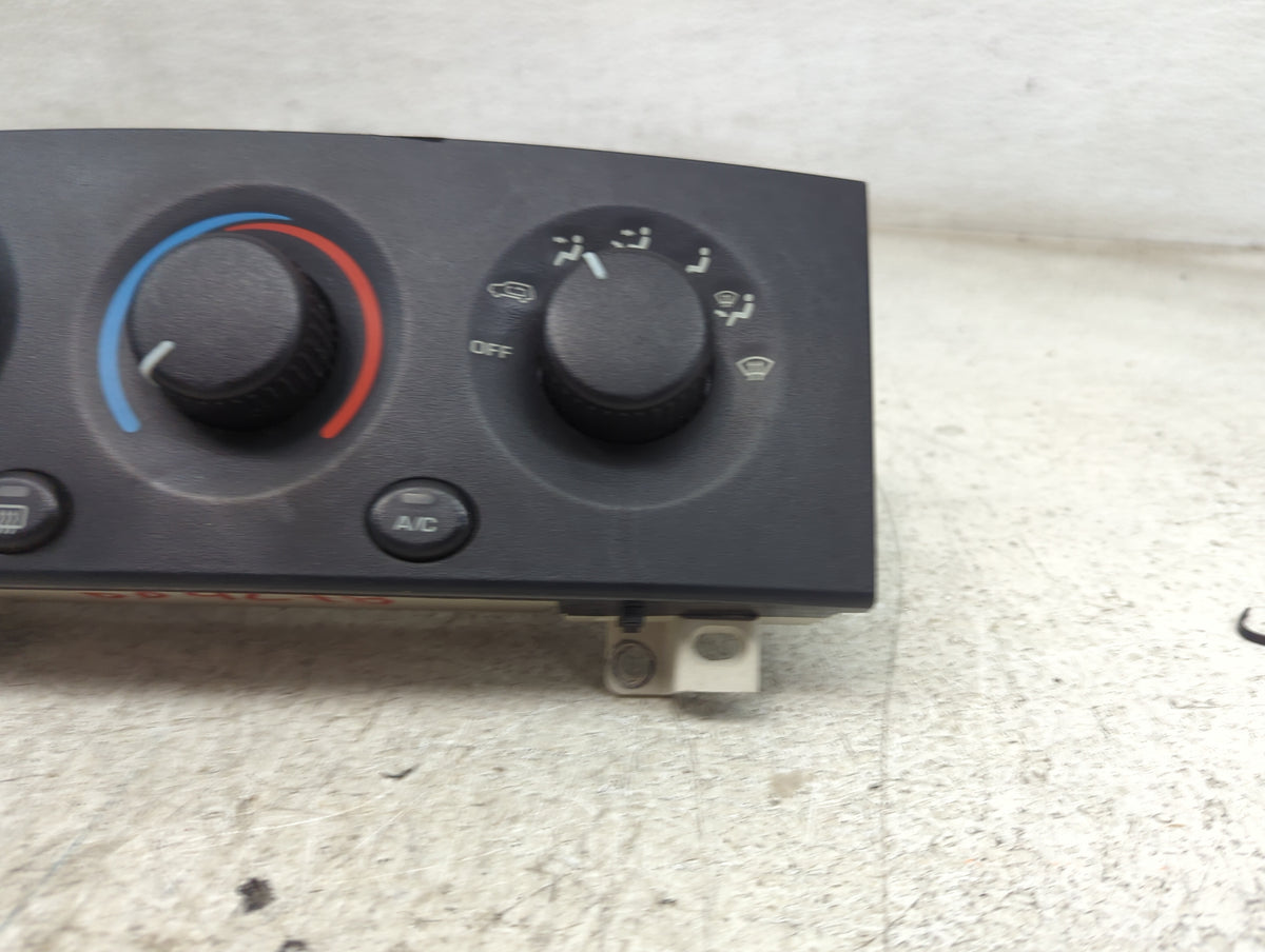 2007 Chevrolet Cobalt Climate Control Module Temperature AC/Heater Replacement P/N:P55115904 Fits OEM Used Auto Parts - Oemu