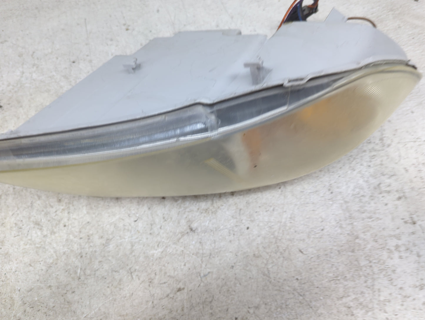 2007 Chevrolet Cobalt Passenger Right Oem Head Light Headlight Lamp - Oemusedautoparts1.com