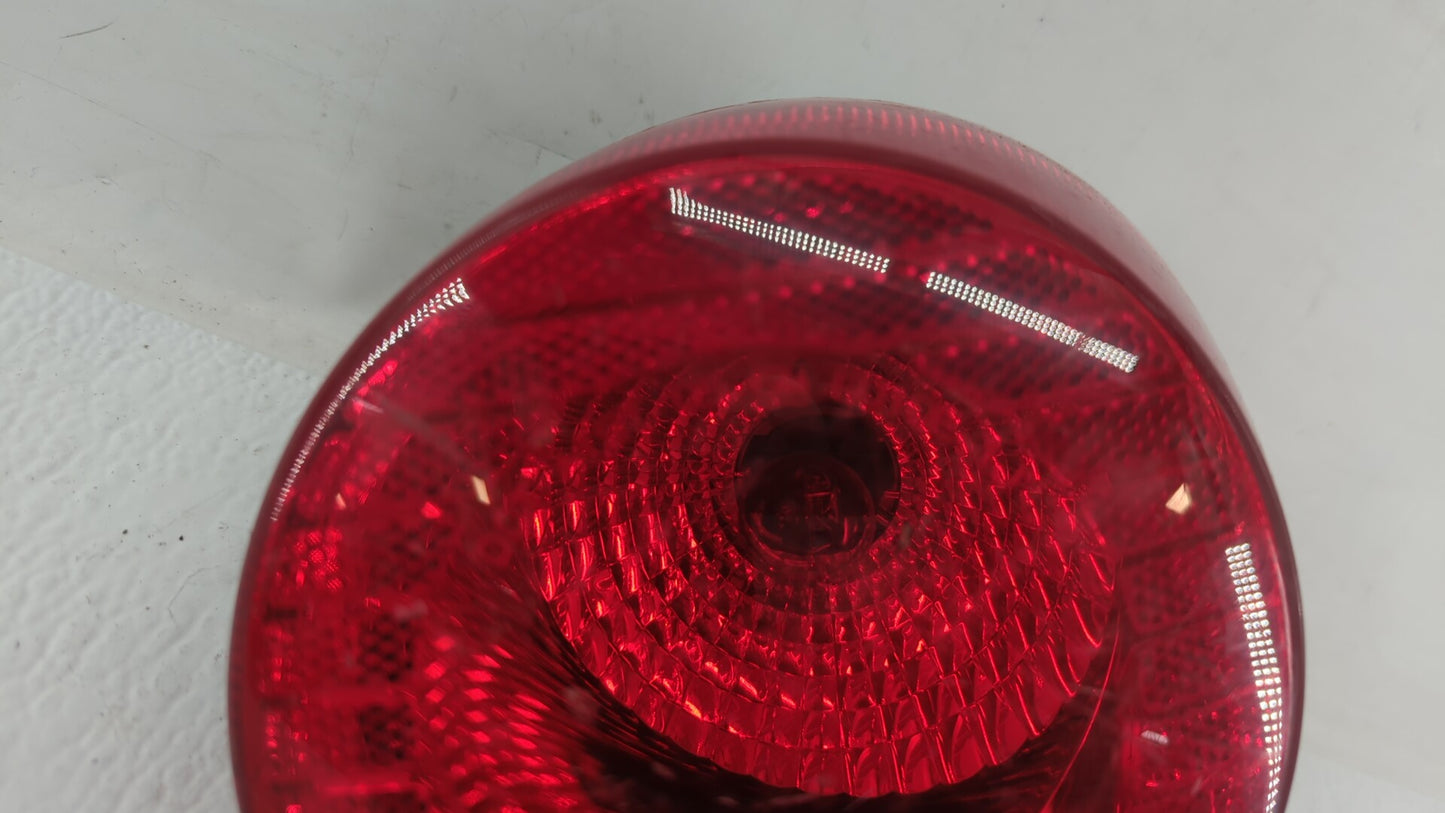 2005-2010 Chevrolet Cobalt Tail Light Assembly Passenger Right OEM P/N:16532532 A 15271525 Fits Fits 2005 2006 2007 2008 200