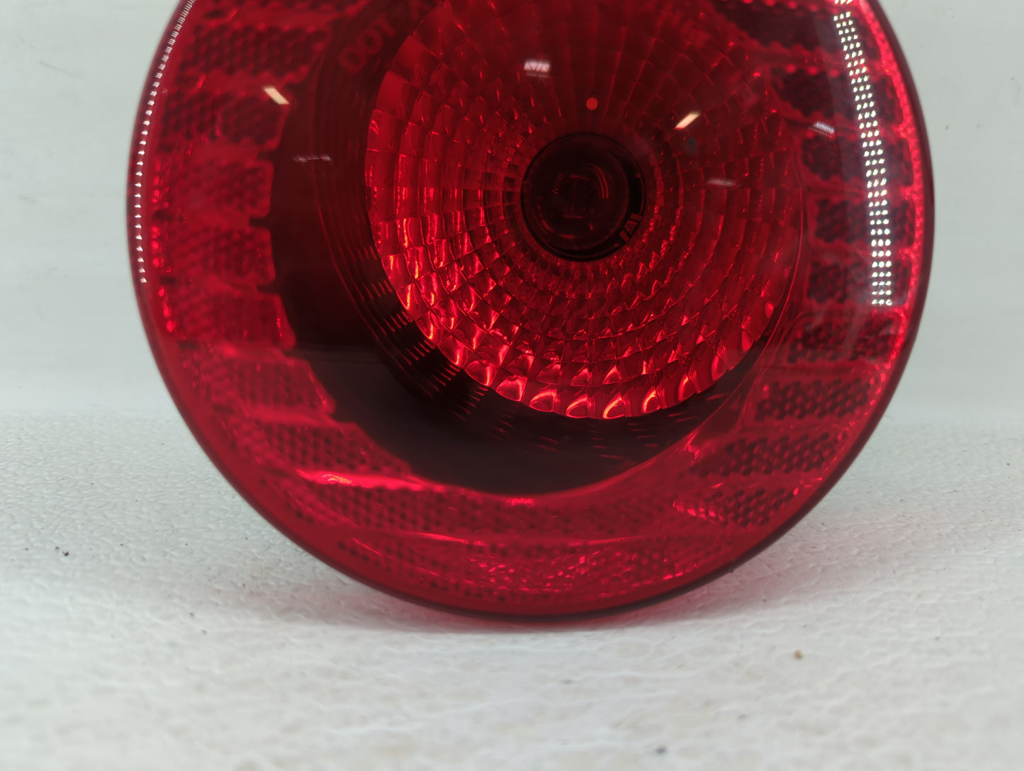 2005-2010 Chevrolet Cobalt Tail Light Assembly Passenger Right OEM P/N:16532532 15797856 Fits Fits 2005 2006 2007 2008 2009 