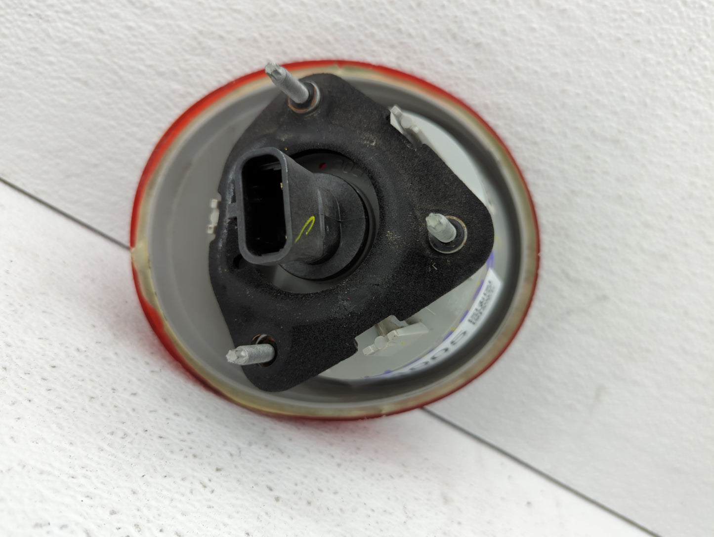 2005-2010 Chevrolet Cobalt Tail Light Assembly Passenger Right OEM P/N:16532532 15797856 Fits Fits 2005 2006 2007 2008 2009 