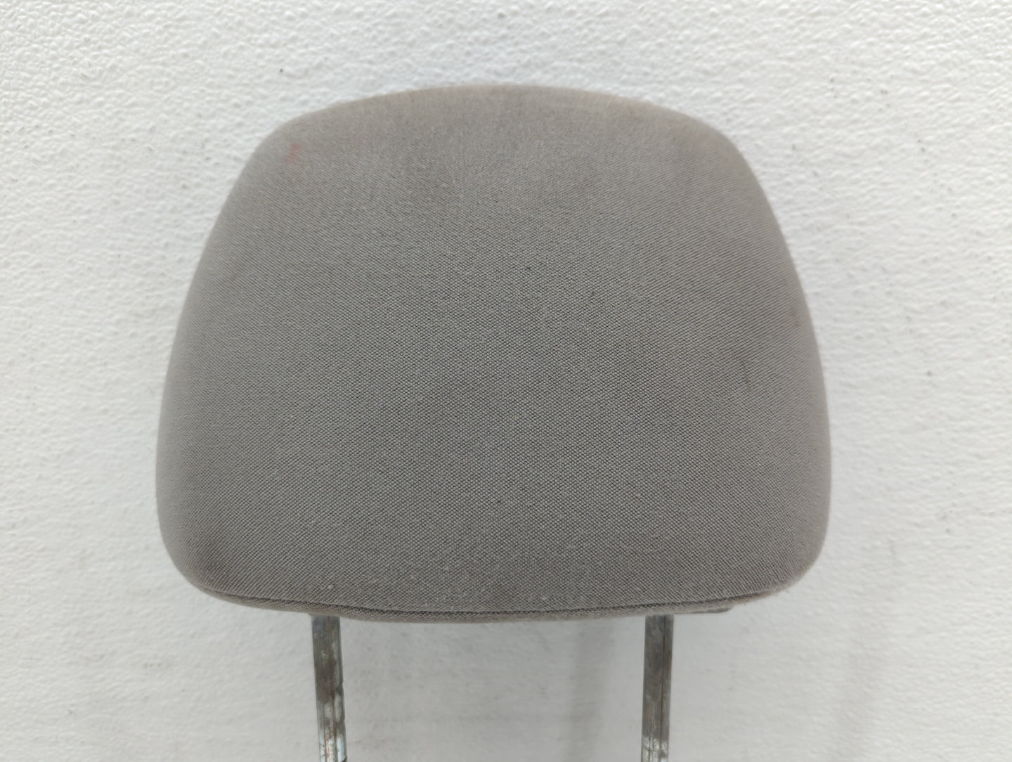 2006-2009 Chevrolet Cobalt Headrest Head Rest Front Driver Passenger Seat - Oemusedautoparts1.com