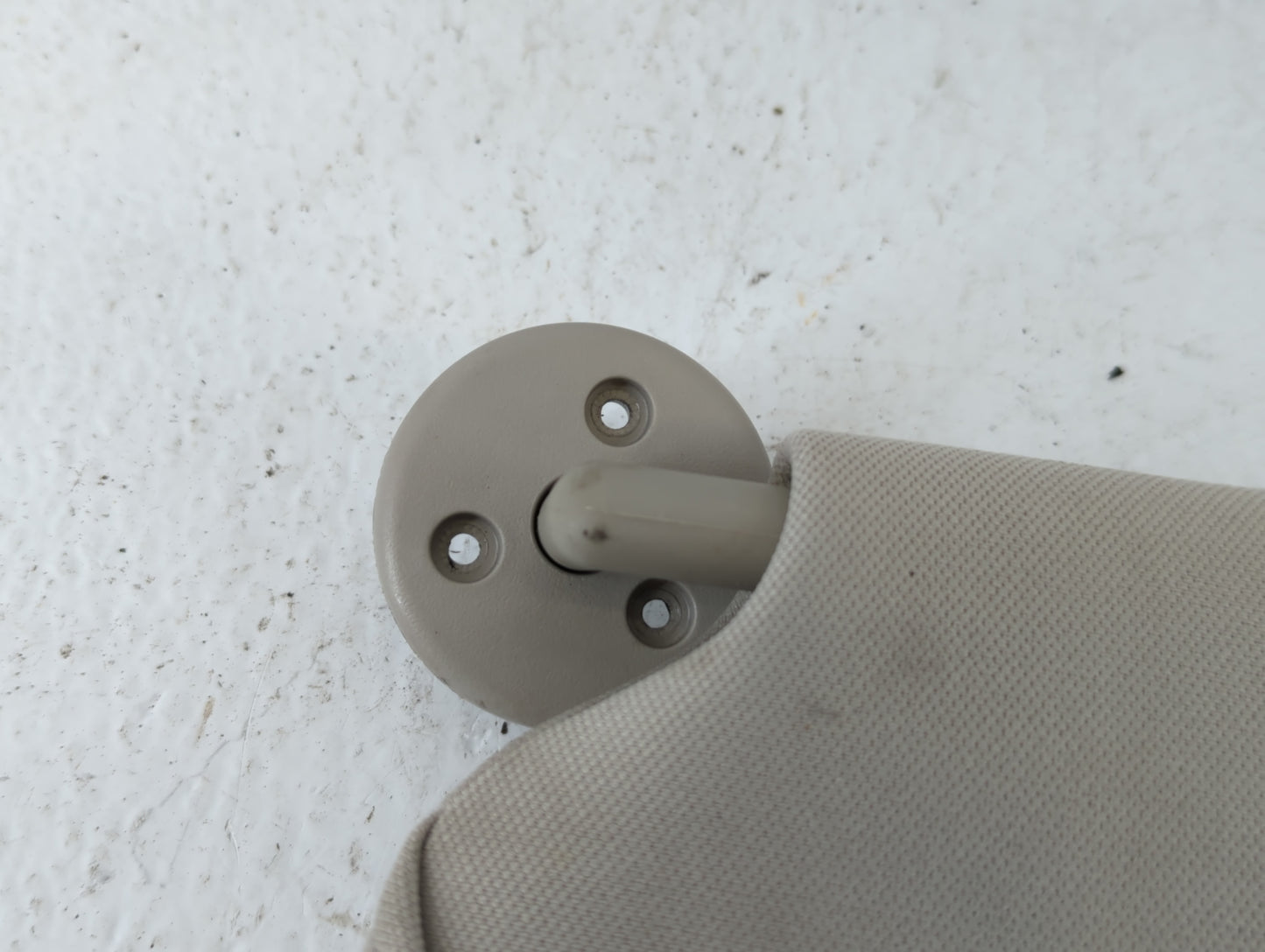 2005-2010 Chevrolet Cobalt Sun Visor Shade Replacement Driver Left Mirror Fits Fits 2005 2006 2007 2008 2009 2010 OEM Used A