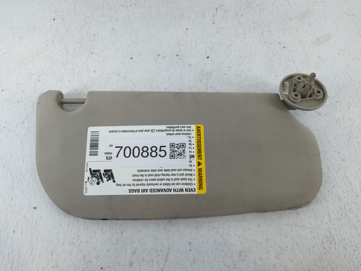 2005-2010 Chevrolet Cobalt Sun Visor Shade Replacement Driver Left Mirror Fits Fits 2005 2006 2007 2008 2009 2010 OEM Used A