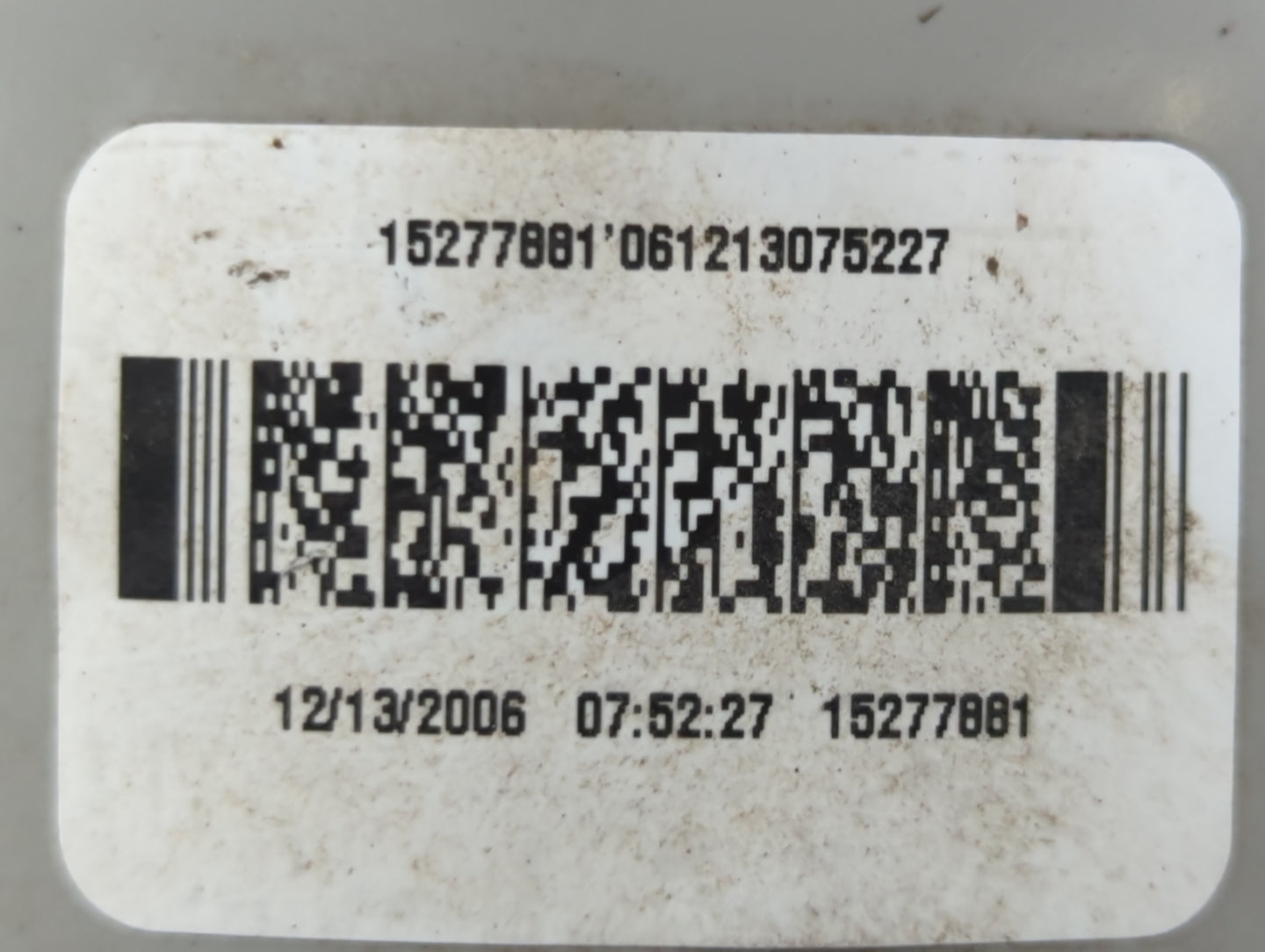 2005-2010 Chevrolet Cobalt Tail Light Assembly Passenger Right OEM P/N:15277881 Fits Fits 2005 2006 2007 2008 2009 2010 OEM 