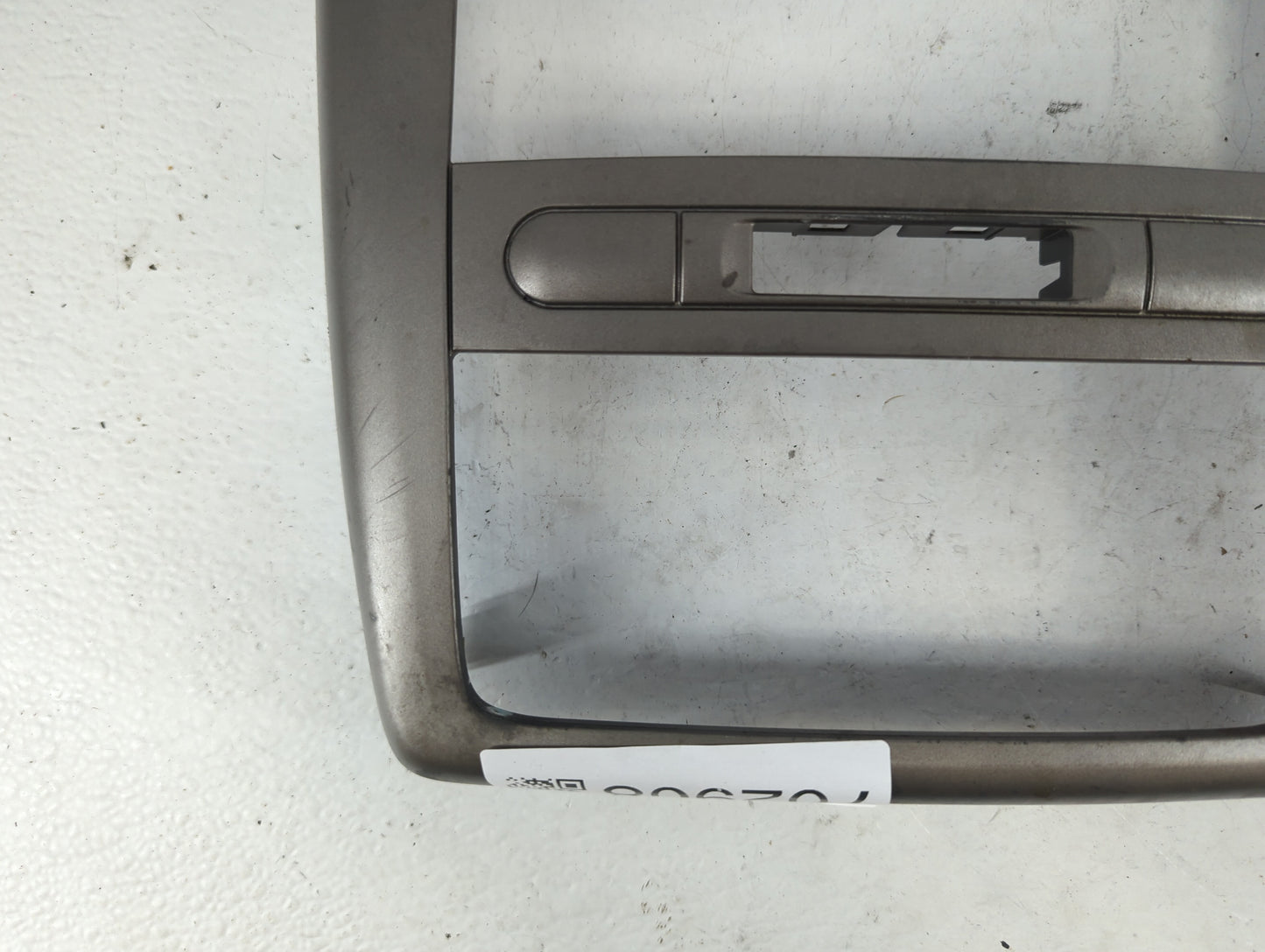 2007 Chevrolet Cobalt Radio Climate Panel Bezel - Oemusedautoparts1.com