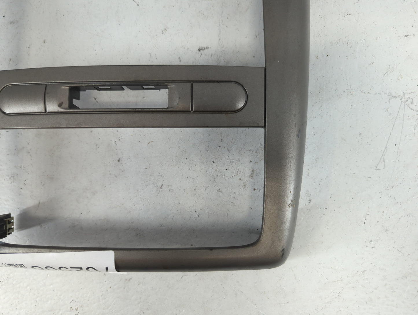 2007 Chevrolet Cobalt Radio Climate Panel Bezel - Oemusedautoparts1.com