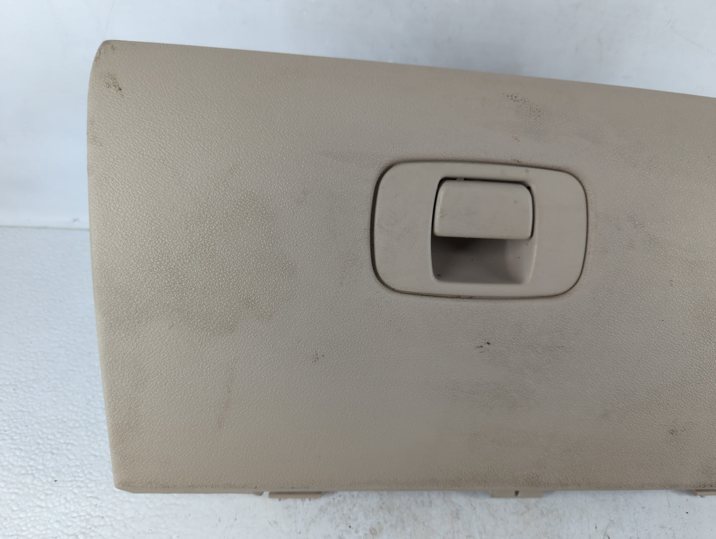2007 Chevrolet Cobalt Passenger Glove Box Door Storage Compartment Beige - Oemusedautoparts1.com