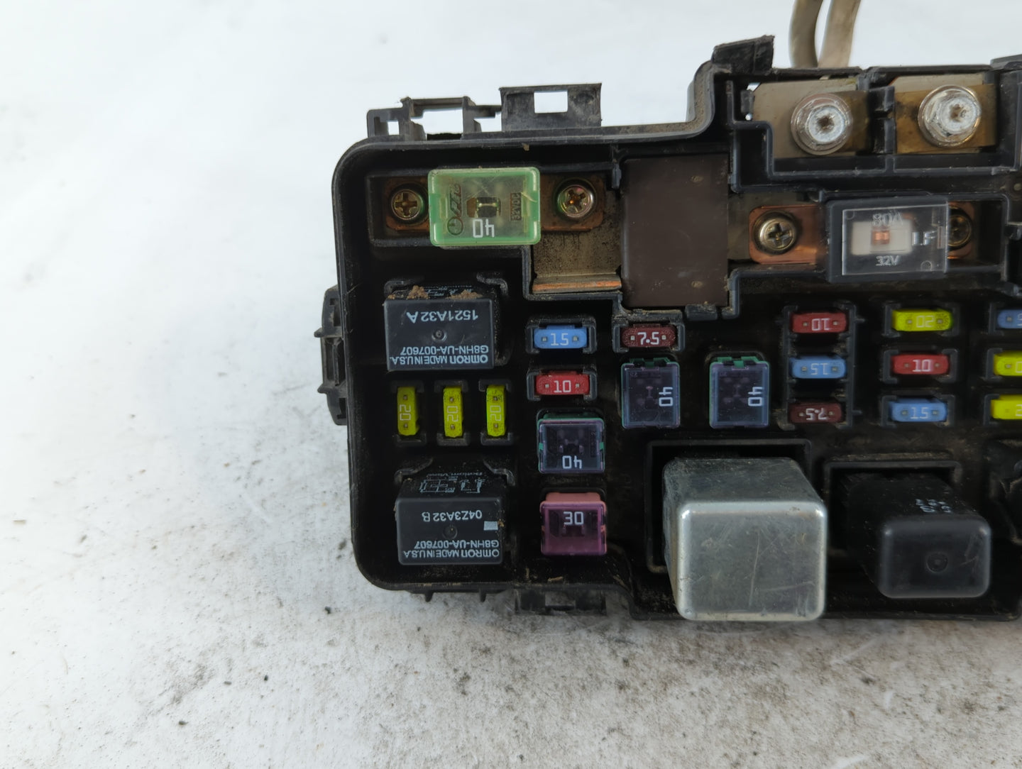 2007 Chevrolet Cobalt Fusebox Fuse Box Panel Relay Module P/N:2054A31B Fits OEM Used Auto Parts - Oemusedautoparts1.com