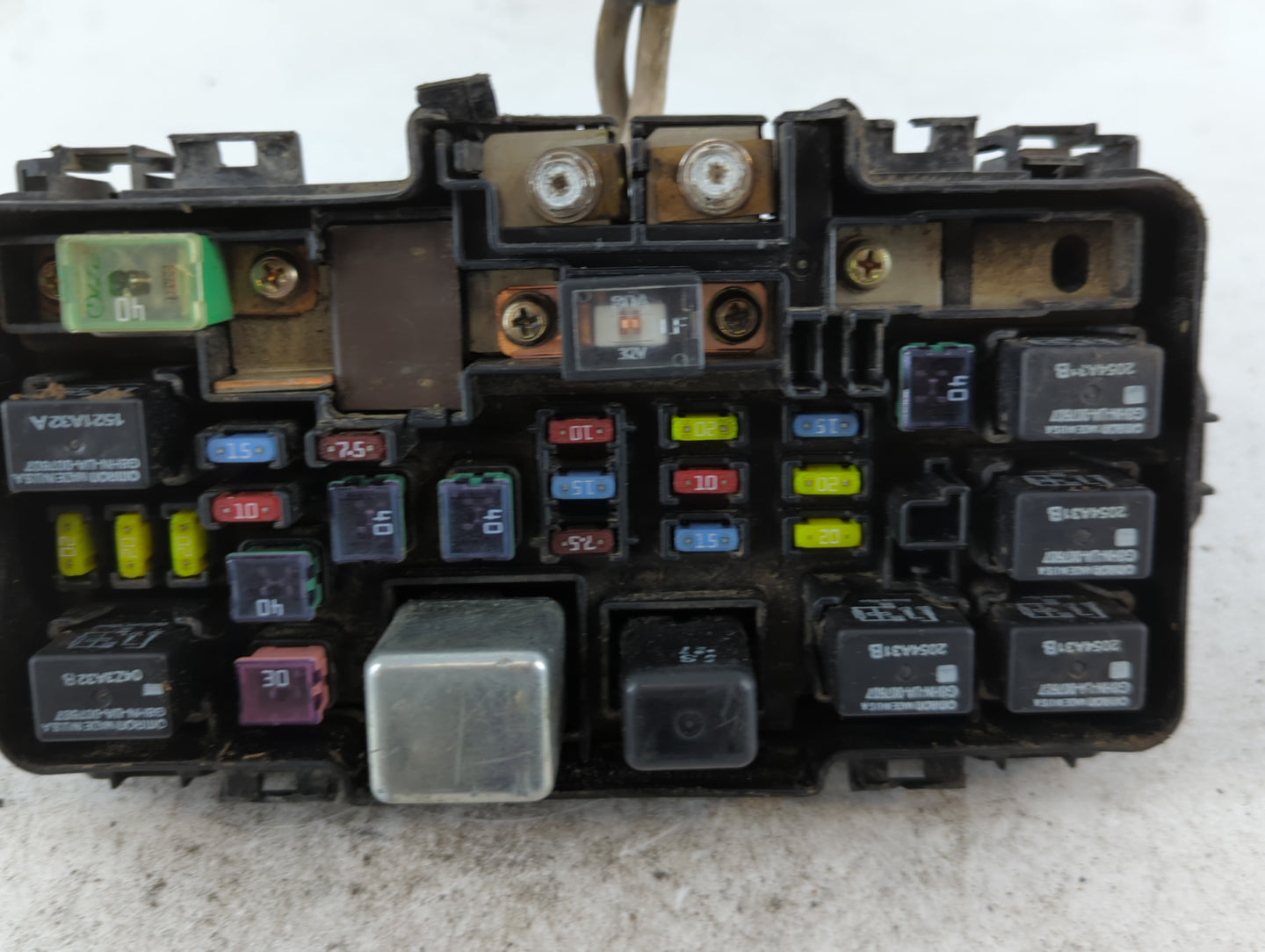 2007 Chevrolet Cobalt Fusebox Fuse Box Panel Relay Module P/N:2054A31B Fits OEM Used Auto Parts - Oemusedautoparts1.com