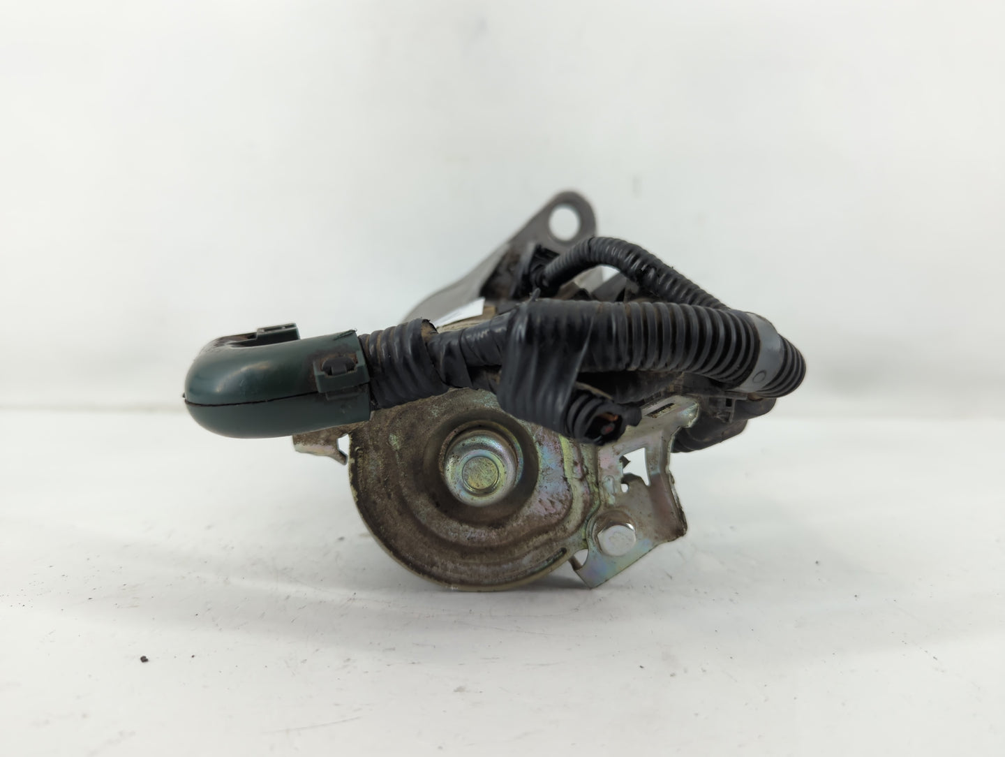 2007 Chevrolet Cobalt Car Starter Motor Solenoid OEM P/N:19470N Fits Fits 2006 OEM Used Auto Parts - Oemusedautoparts1.com