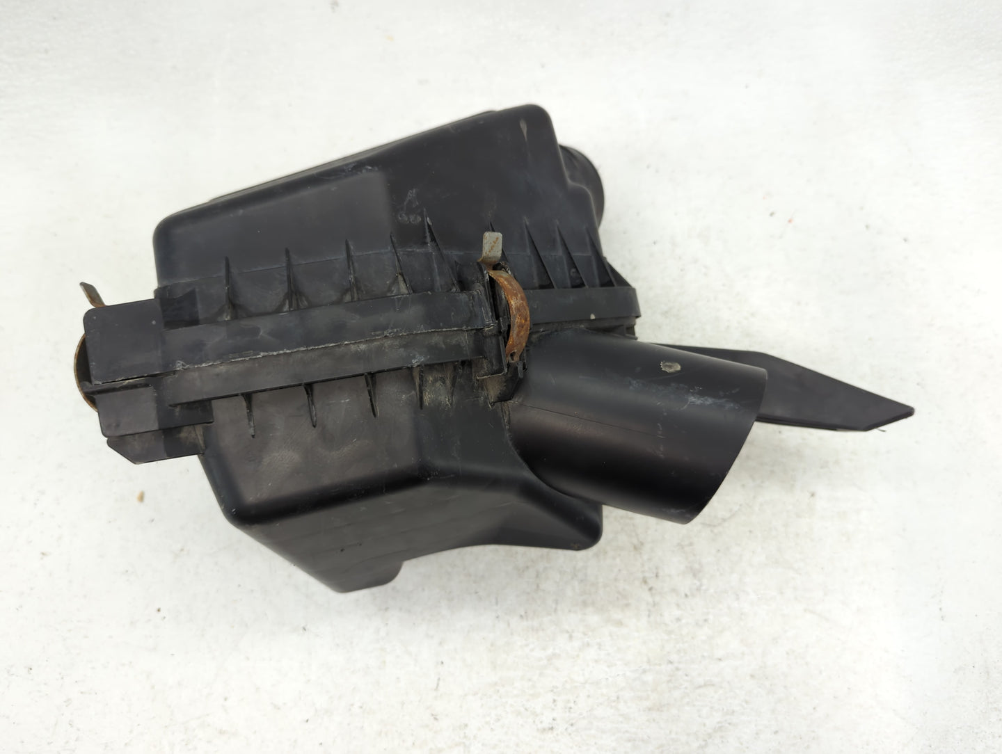 2005-2007 Chevrolet Cobalt Air Cleaner Intake-duct Hose Tube - Oemusedautoparts1.com