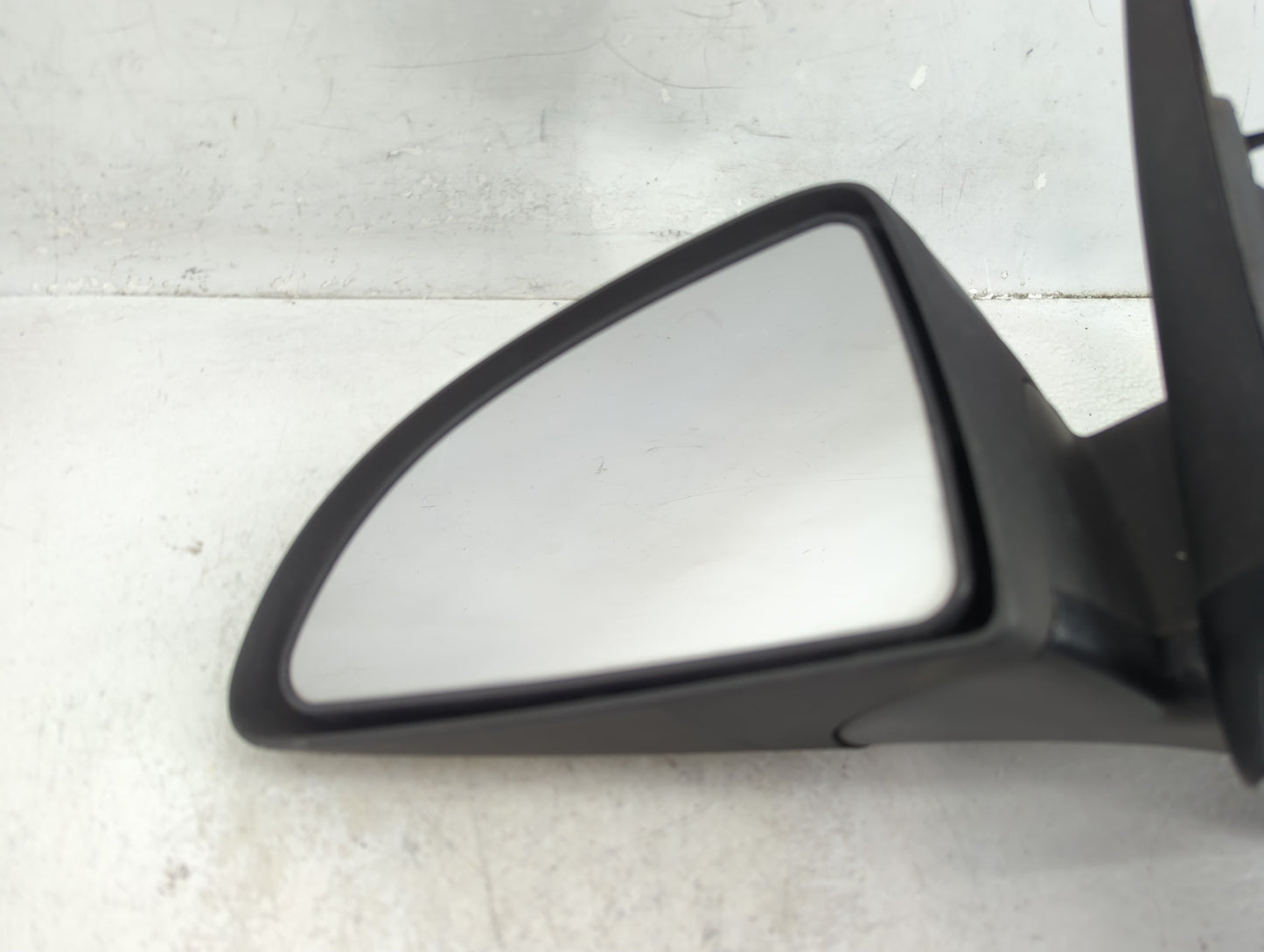 2005-2010 Chevrolet Cobalt Driver Side View Mirror - Left Door Mirror OEM Used - Oemusedautoparts1.com