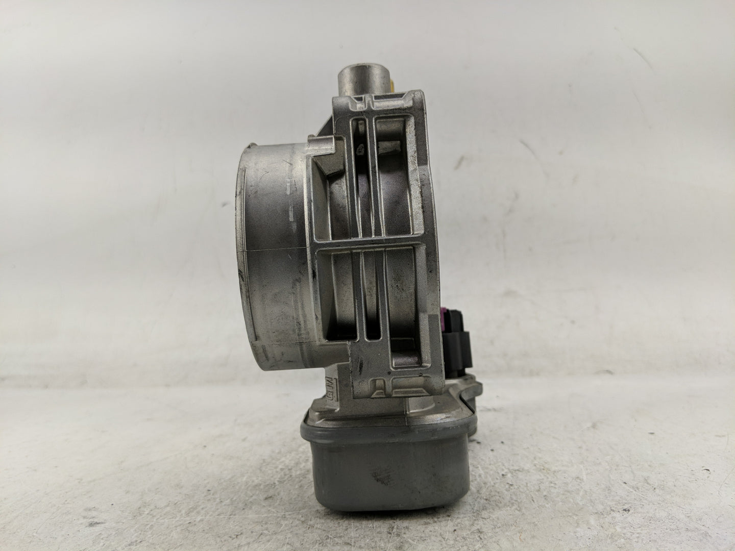 2004-2007 Chevrolet Colorado Throttle Body Fits Fits 2003 2004 2005 2006 2007 OEM Used Auto Parts - Oemusedautoparts1.com