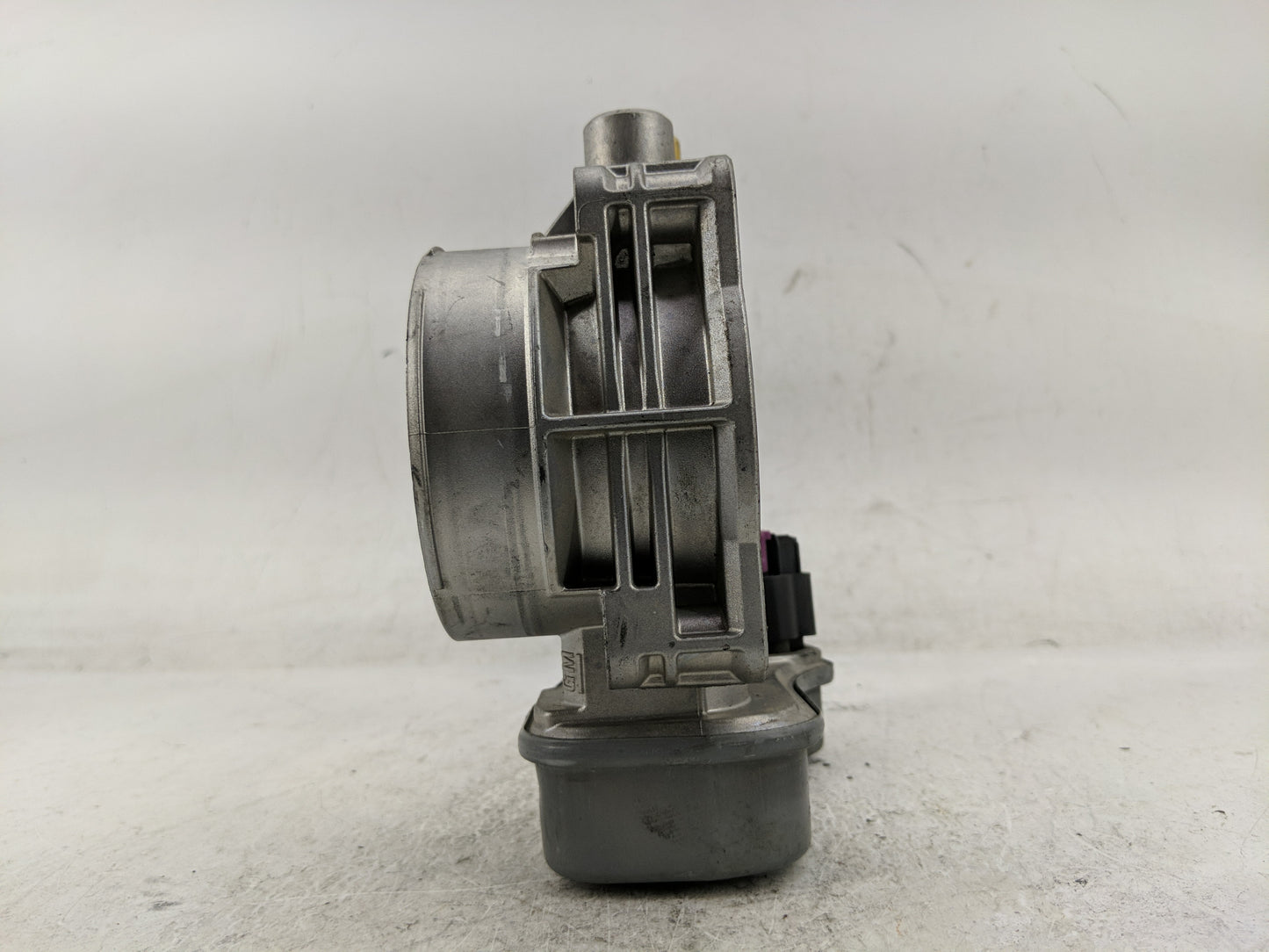 2004-2007 Chevrolet Colorado Throttle Body Fits Fits 2003 2004 2005 2006 2007 OEM Used Auto Parts - Oemusedautoparts1.com