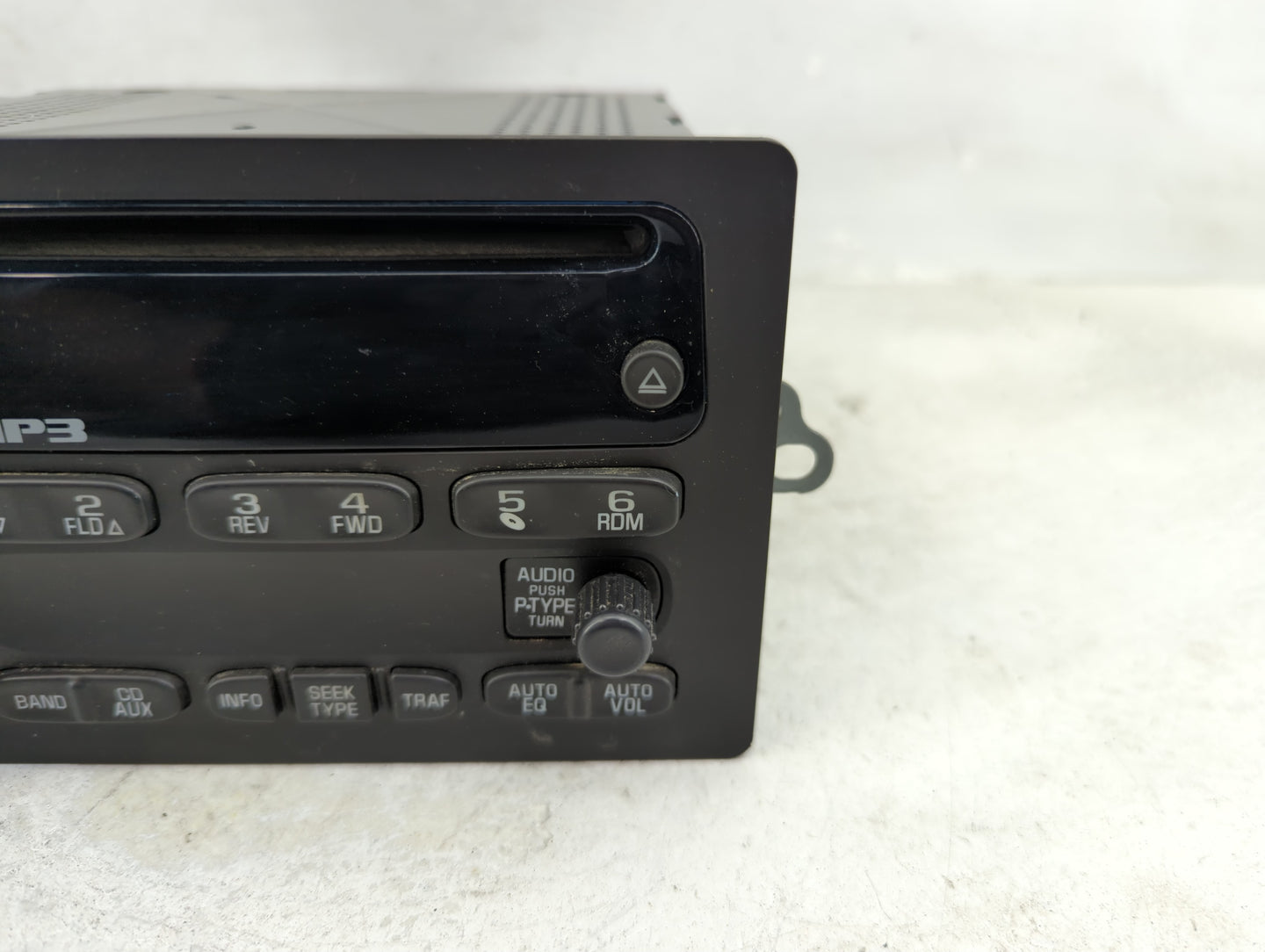 2005-2012 Chevrolet Colorado Radio AM FM Cd Player Receiver Replacement P/N:15837848 28039654 Fits OEM Used Auto Parts - Oem