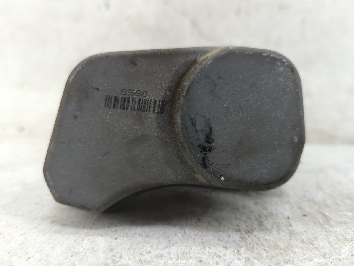 2004-2007 Chevrolet Colorado Throttle Body P/N:12568580 Fits Fits 2003 2004 2005 2006 2007 OEM Used Auto Parts - Oemusedauto