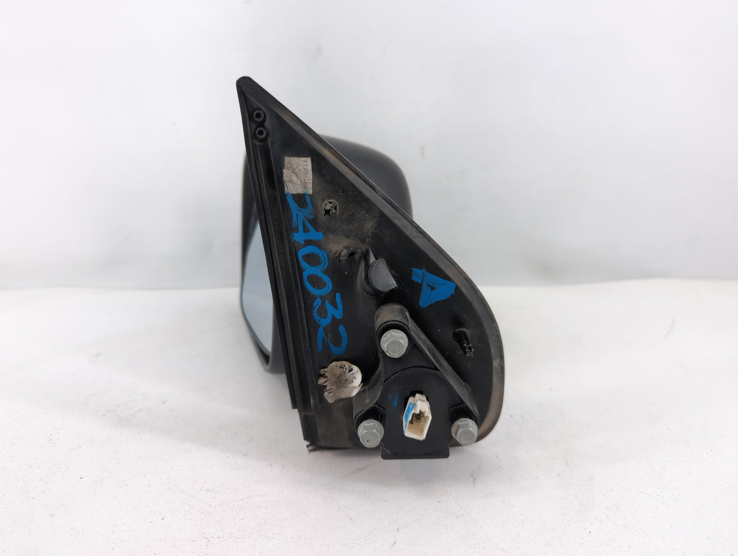 2004-2012 Chevrolet Colorado Driver Side View Mirror - Left Door Mirror OEM Used - Oemusedautoparts1.com