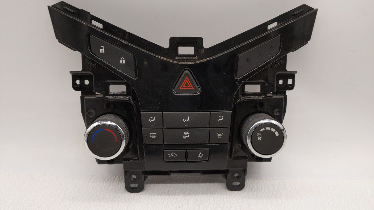 2011-2012 Chevrolet Cruze Climate Control Module Temperature AC/Heater Replacement P/N:P05091175AD 96983927 Fits Fits 2011 2