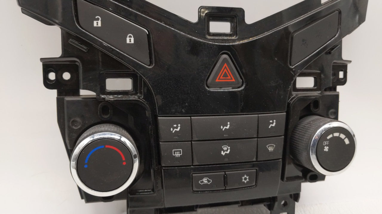 2011-2012 Chevrolet Cruze Climate Control Module Temperature AC/Heater Replacement P/N:P05091175AD 96983927 Fits Fits 2011 2