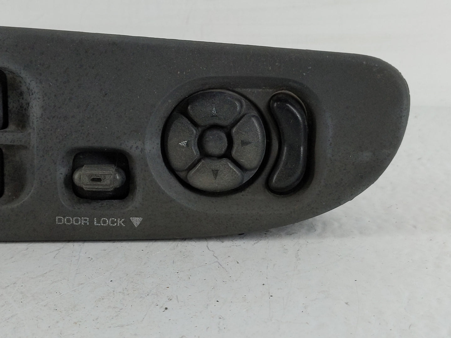 2007 Chevrolet Dp Master Power Window Switch Replacement Driver Side Left Fits OEM Used Auto Parts - Oemusedautoparts1.com