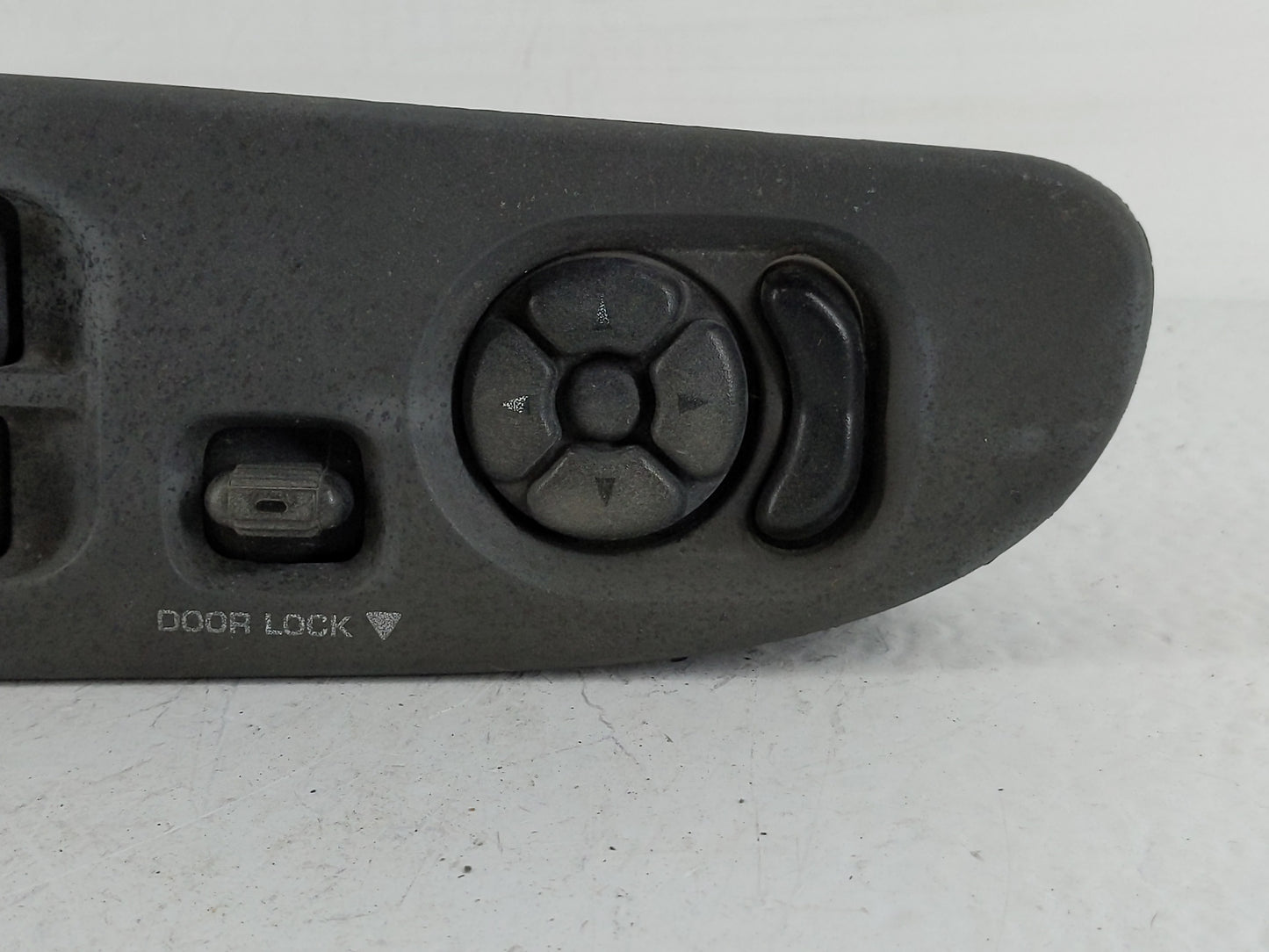 2007 Chevrolet Dp Master Power Window Switch Replacement Driver Side Left Fits OEM Used Auto Parts - Oemusedautoparts1.com