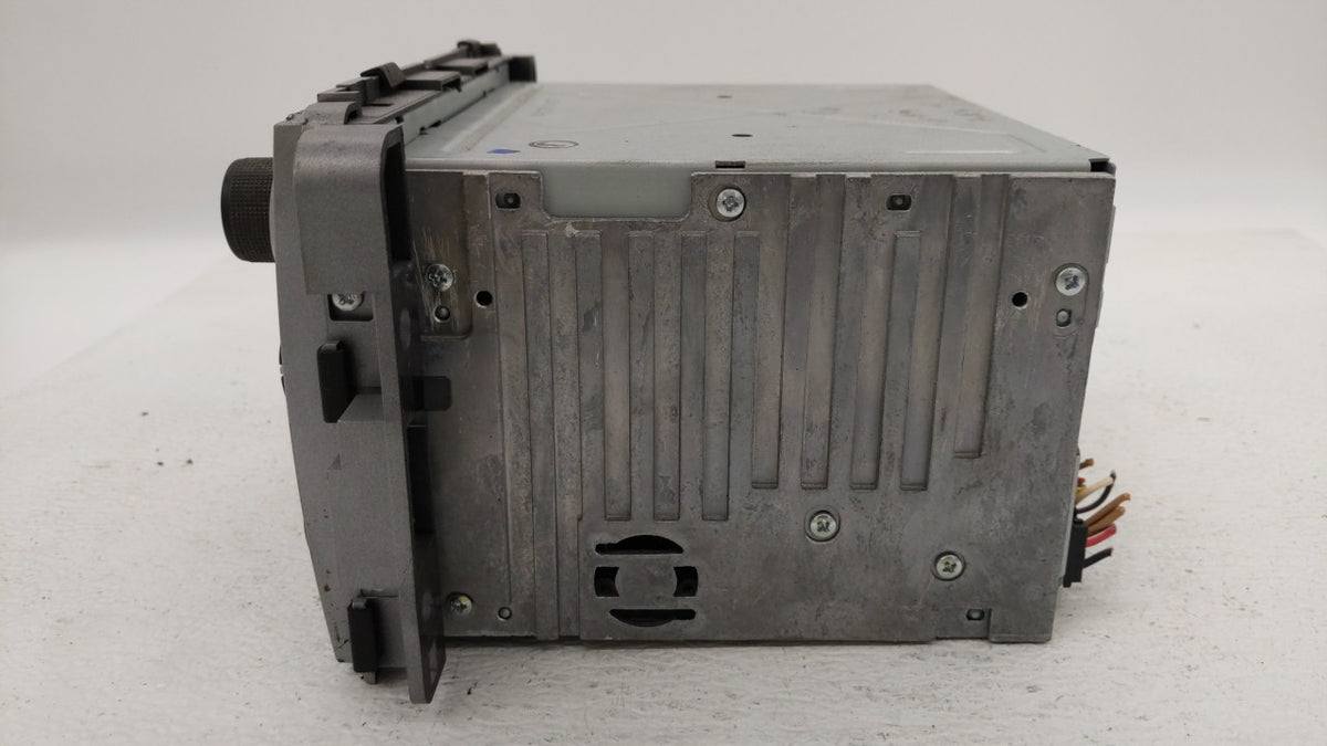 2007 Chevrolet Equinox Radio AM FM Cd Player Receiver Replacement P/N:15293275 OEM Used Auto Parts - Oemusedautoparts1.com