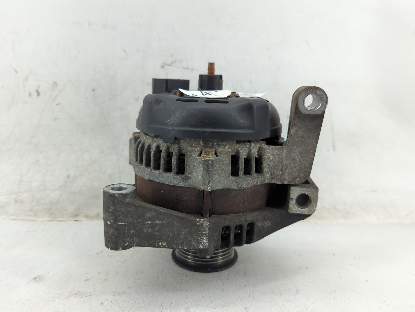 2007-2009 Chevrolet Equinox Alternator Replacement Generator Charging Assembly Engine OEM P/N:25862643 Fits Fits 2007 2008 2