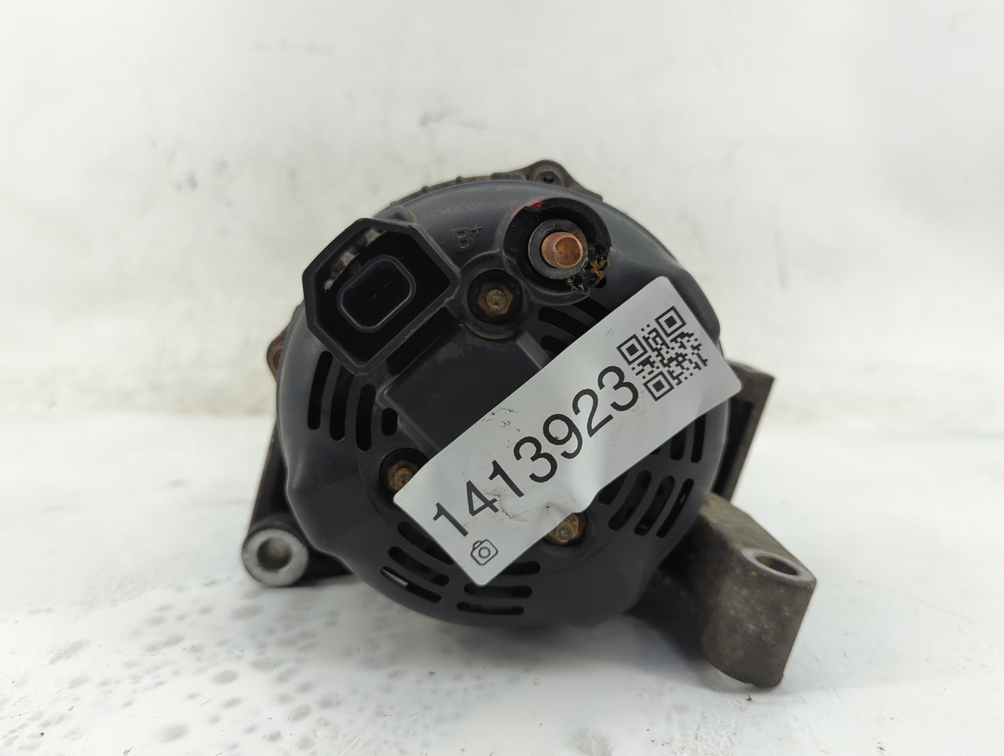 2007-2009 Chevrolet Equinox Alternator Replacement Generator Charging Assembly Engine OEM P/N:25862643 Fits Fits 2007 2008 2