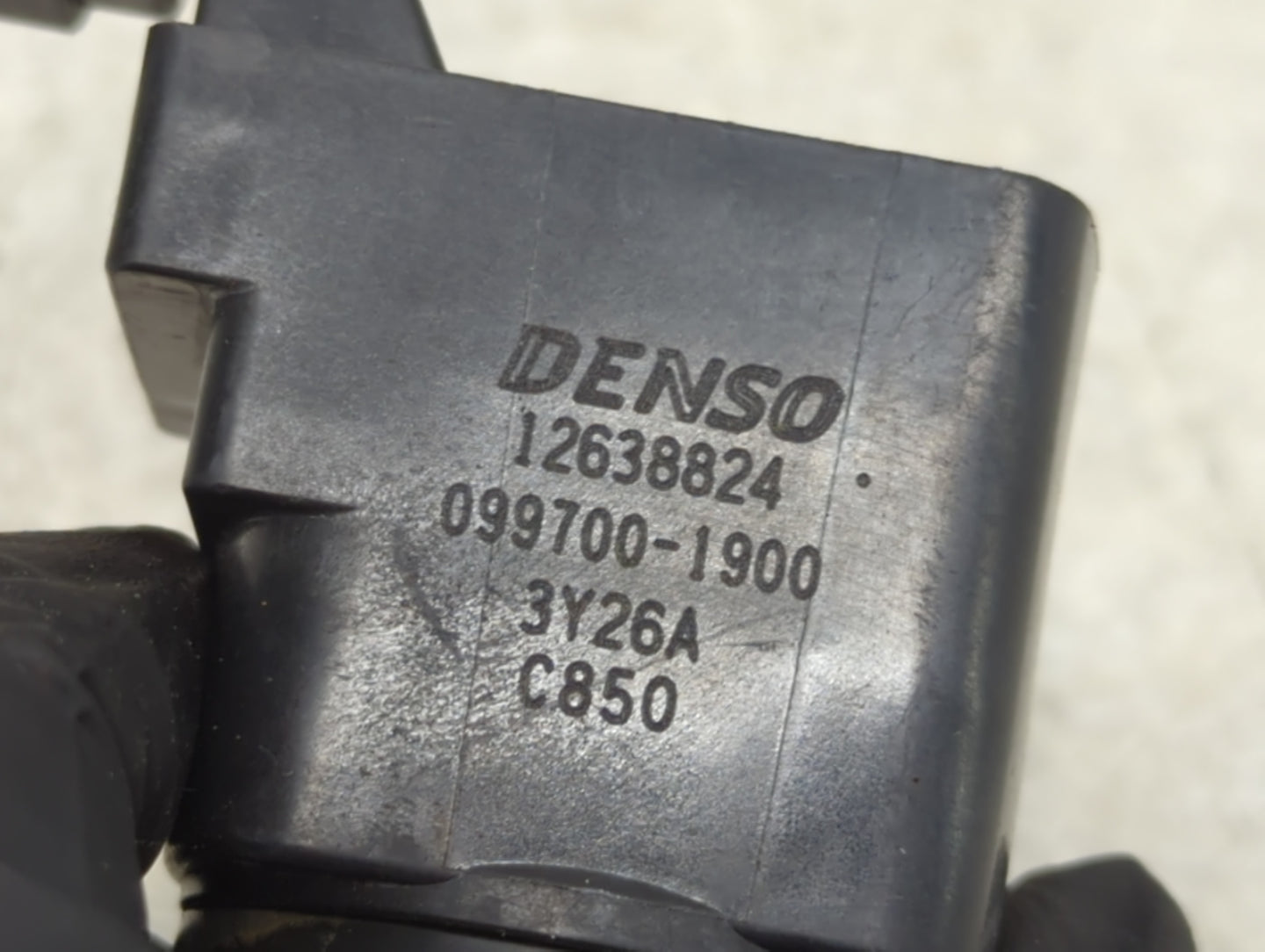 2005-2009 Chevrolet Equinox Ignition Coil Igniter Pack - Oemusedautoparts1.com
