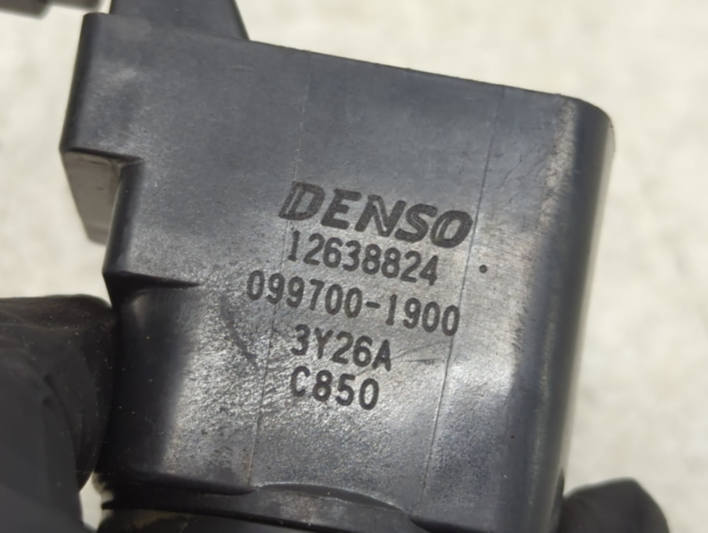 2005-2009 Chevrolet Equinox Ignition Coil Igniter Pack - Oemusedautoparts1.com