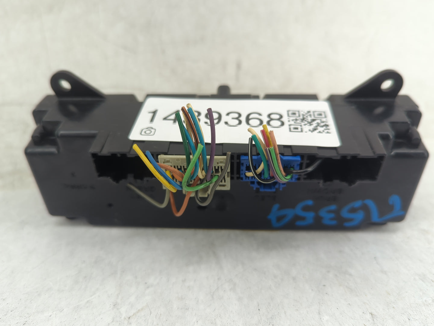 2007-2009 Chevrolet Equinox Climate Control Module Temperature AC/Heater Replacement P/N: Fits Fits 2007 2008 2009 OEM Used 