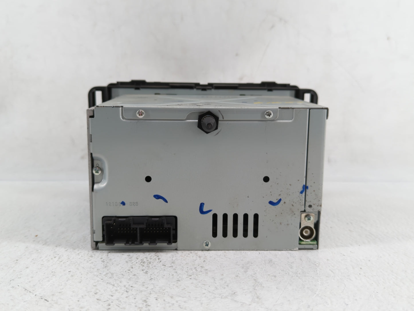 2007-2007 Chevrolet Equinox Am Fm Cd Player Radio Receiver - Oemusedautoparts1.com