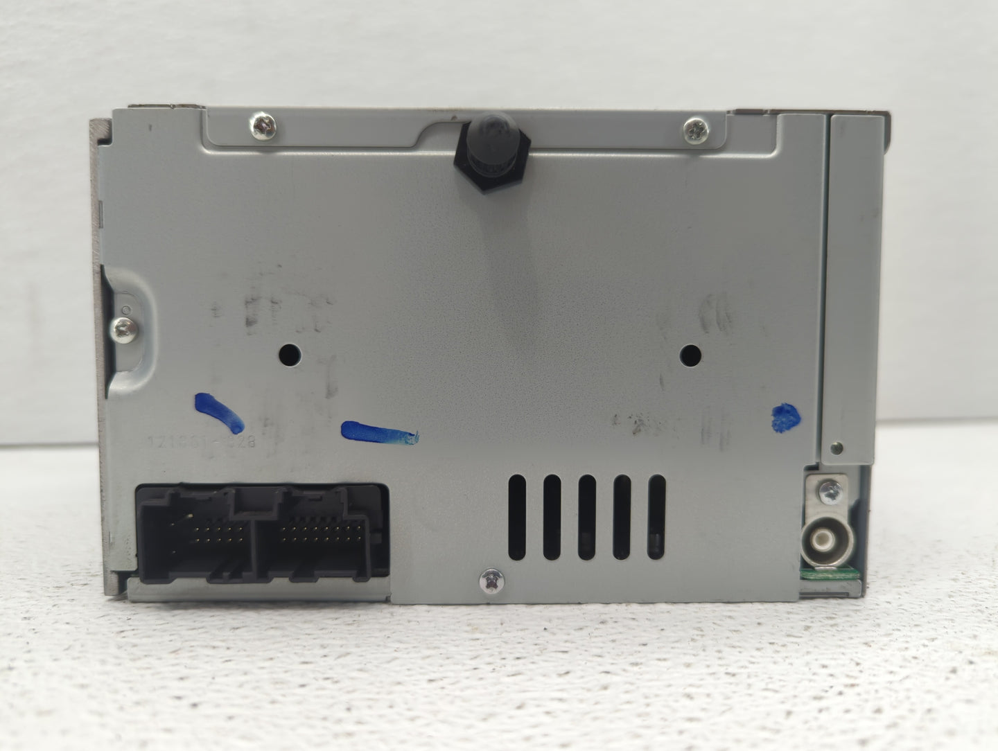 2007-2007 Chevrolet Equinox Am Fm Cd Player Radio Receiver - Oemusedautoparts1.com