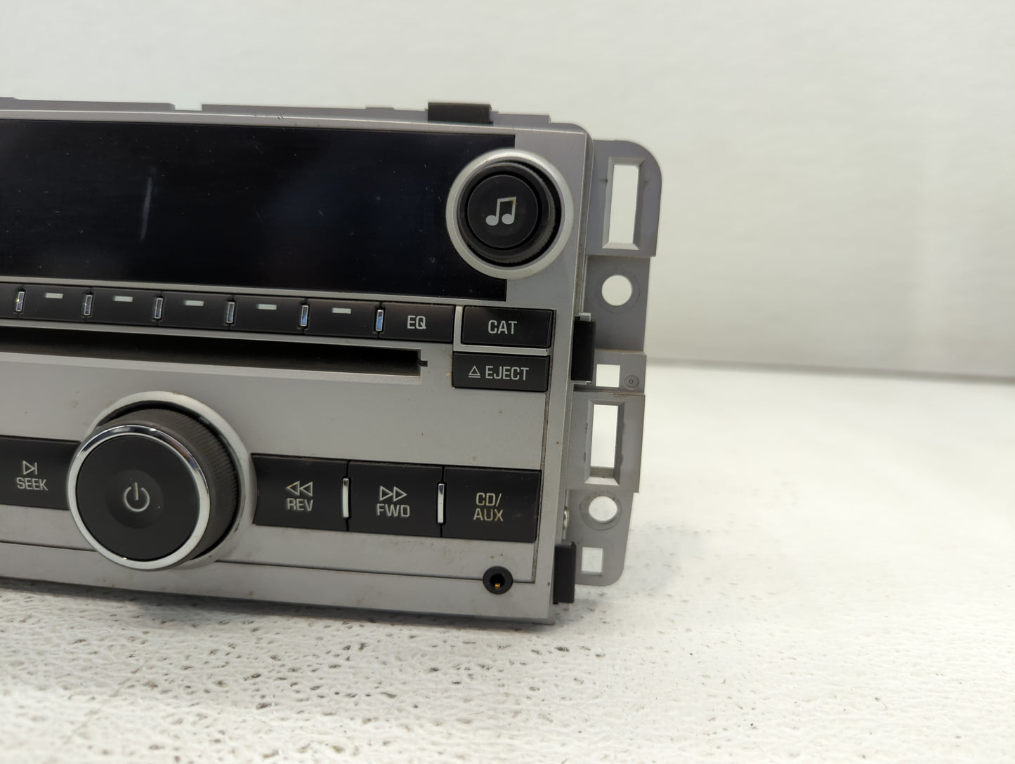 2007 Chevrolet Equinox Radio AM FM Cd Player Receiver Replacement P/N:15945857 22976137, 15945856, 15293276 Fits OEM Used Au