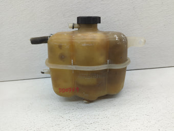 compare product 2006 Chevrolet Equinox Radiator Coolant Overflow Expansion Tank Bottle 502686