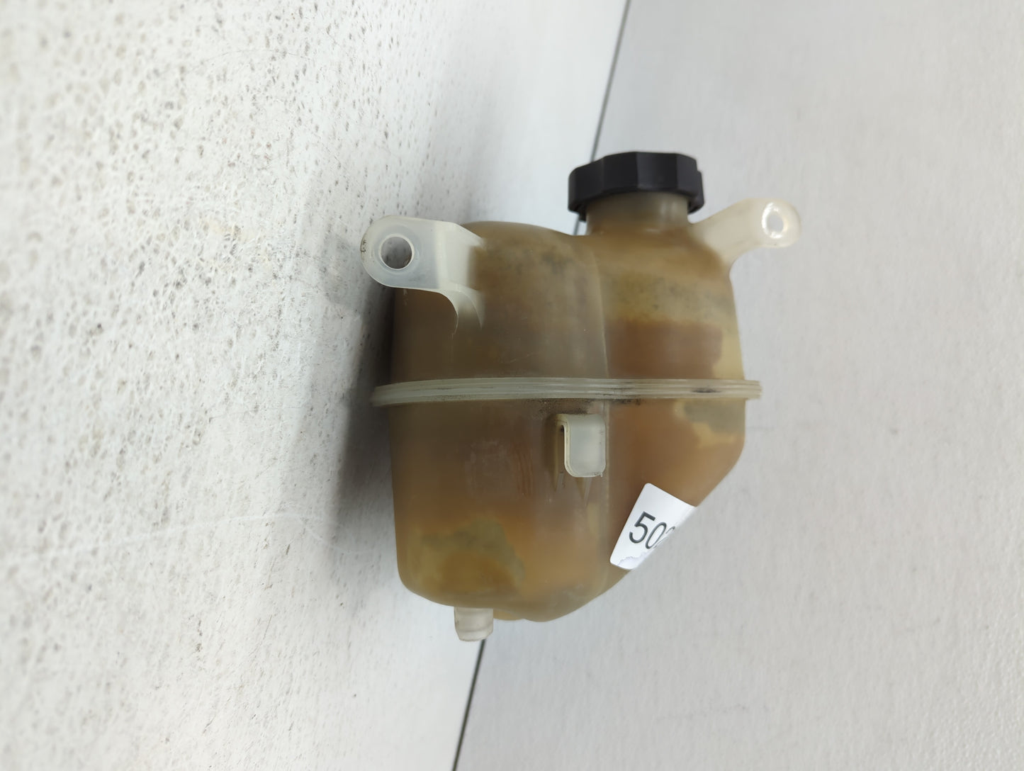 2006 Chevrolet Equinox Radiator Coolant Overflow Expansion Tank Bottle 502686 - Oemusedautoparts1.com