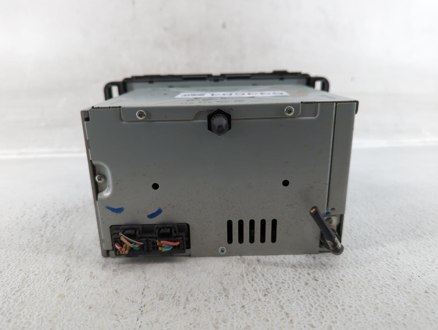 2007 Chevrolet Equinox Radio AM FM Cd Player Receiver Replacement P/N:15945856 Fits OEM Used Auto Parts - Oemusedautoparts1.