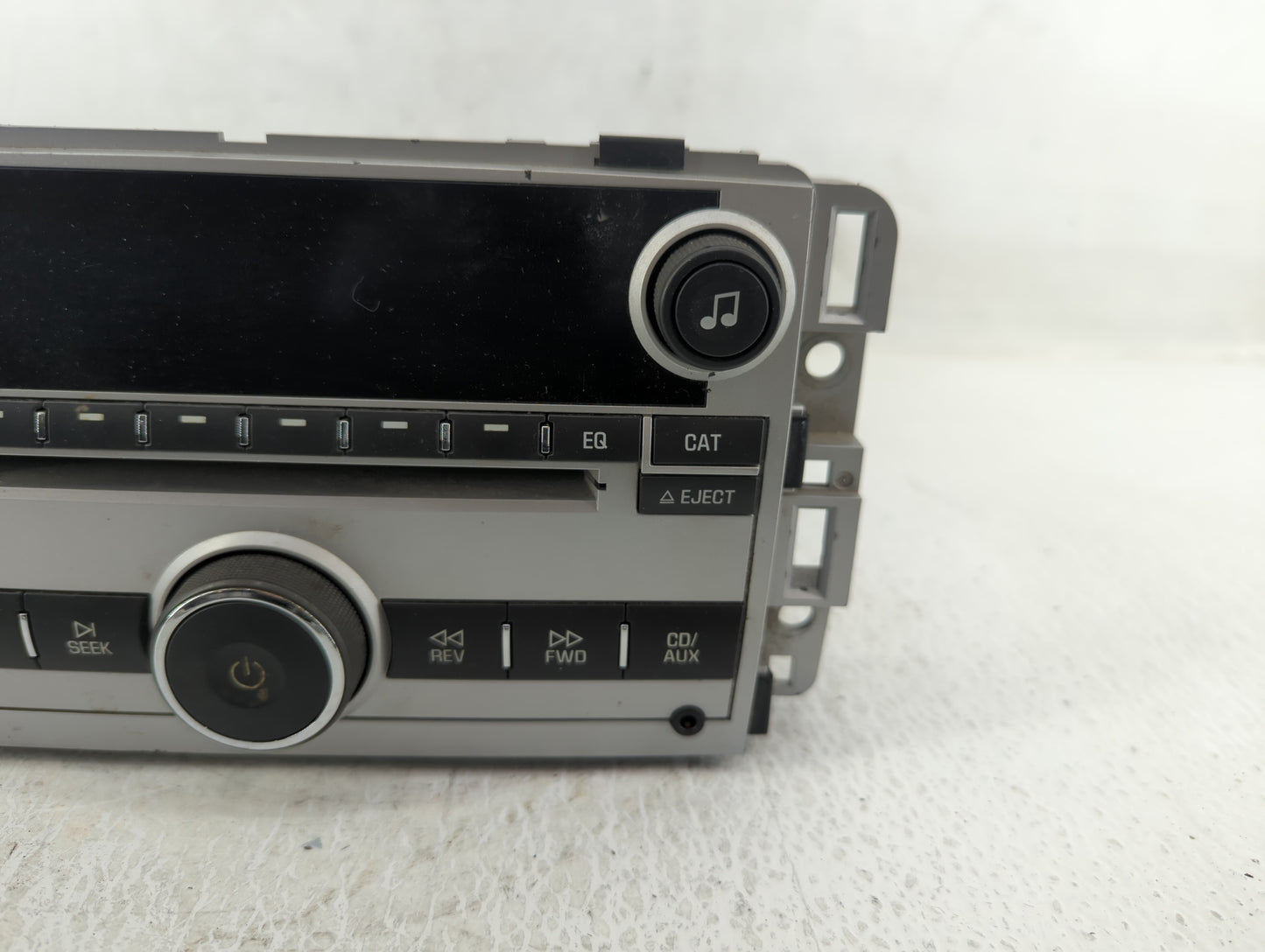 2007 Chevrolet Equinox Radio AM FM Cd Player Receiver Replacement P/N:15945857 122000-8590D101 Fits OEM Used Auto Parts - Oe