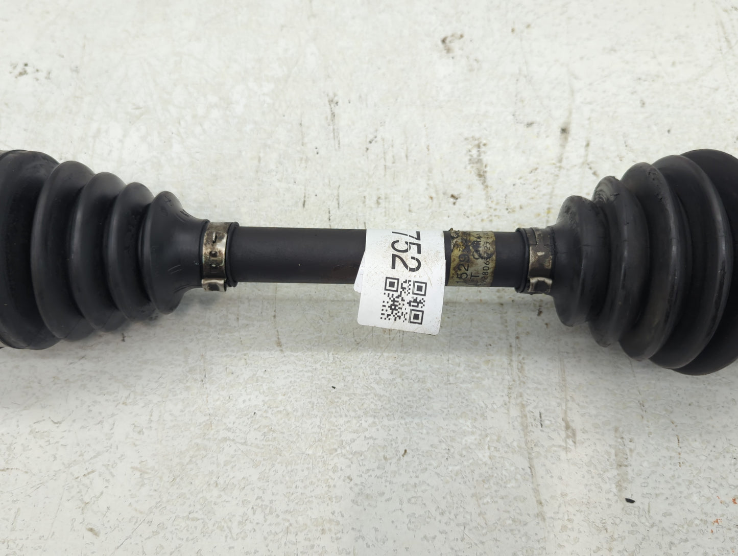 2007-2009 Chevrolet Equinox Axle Shaft Front Driver Cv C/v - Oemusedautoparts1.com