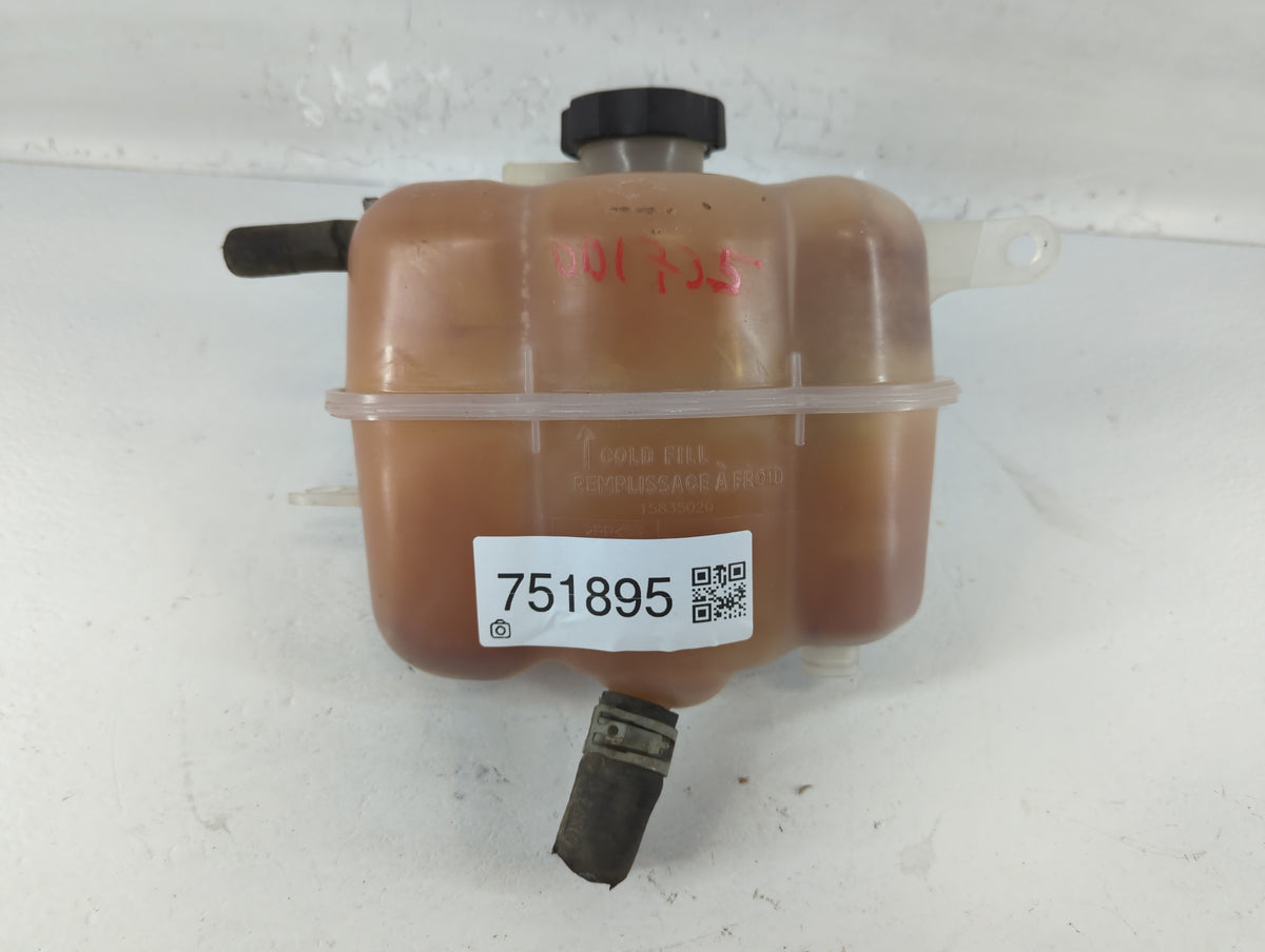 2006 Chevrolet Equinox Radiator Coolant Overflow Expansion Tank Bottle 751895 - Oemusedautoparts1.com