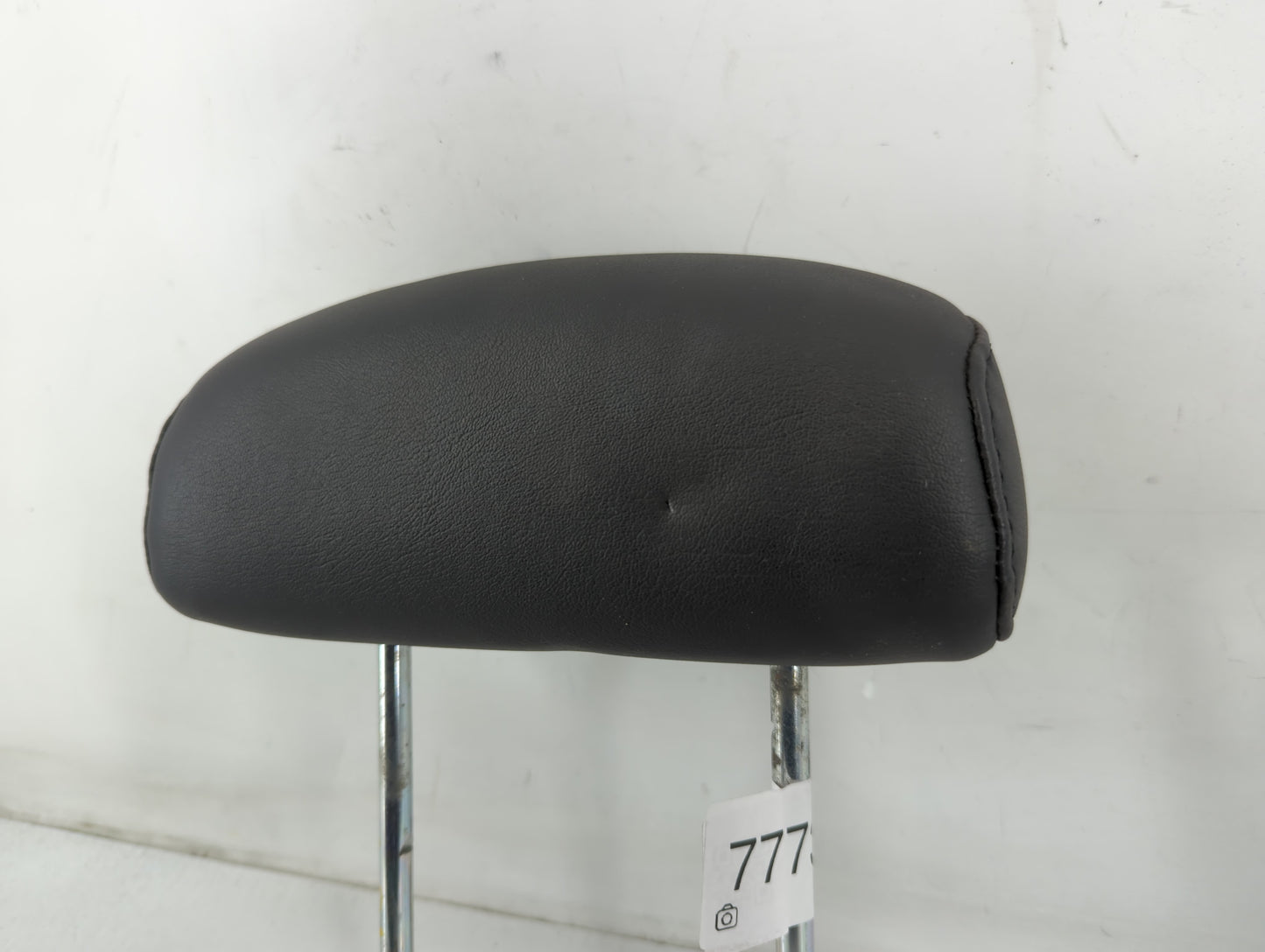2007-2009 Chevrolet Equinox Headrest Head Rest Front Driver Passenger Seat Fits Fits 2007 2008 2009 OEM Used Auto Parts - Oe